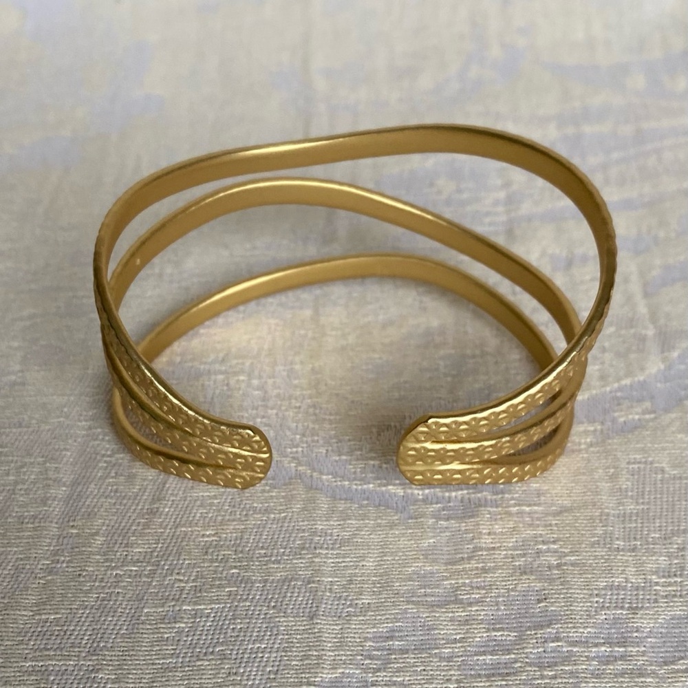 Lia Sophia Trance Bracelet - Picture 3 of 7